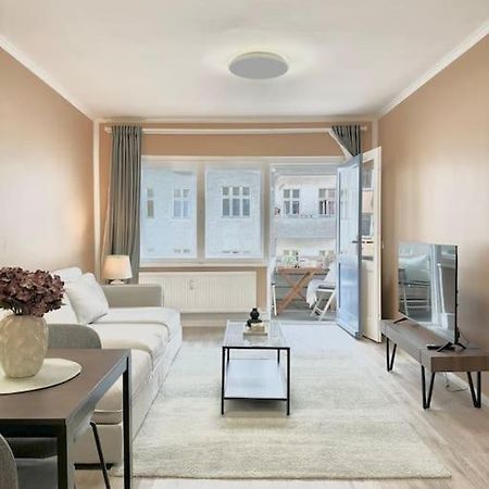 2 Zimmer Apartment Mit Parkplatz Берлин Екстериор снимка