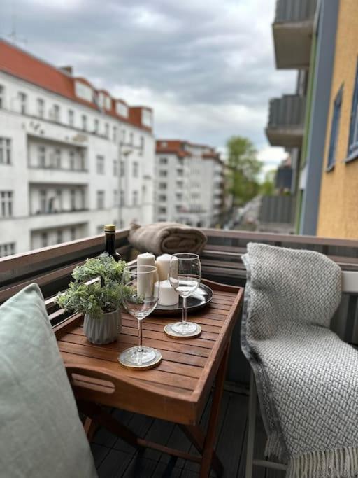 2 Zimmer Apartment Mit Parkplatz Берлин Екстериор снимка